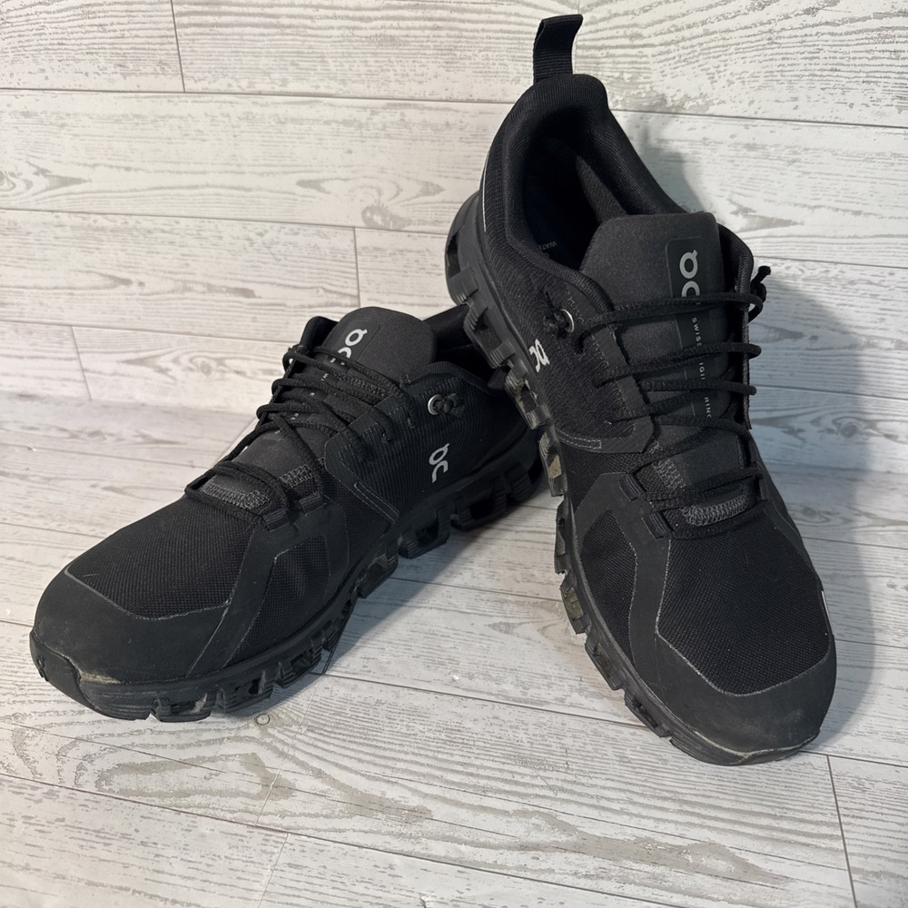 On Running Cloud Women Water Repellent Road Running Shoes Sz 9.5 3WF10051043